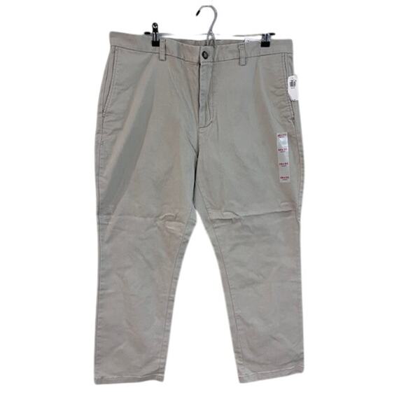 Old Navy Pants Mens 38X30 Built-In-Flex Beige Straight Khakis Chino Straight NWT - Picture 1 of 11